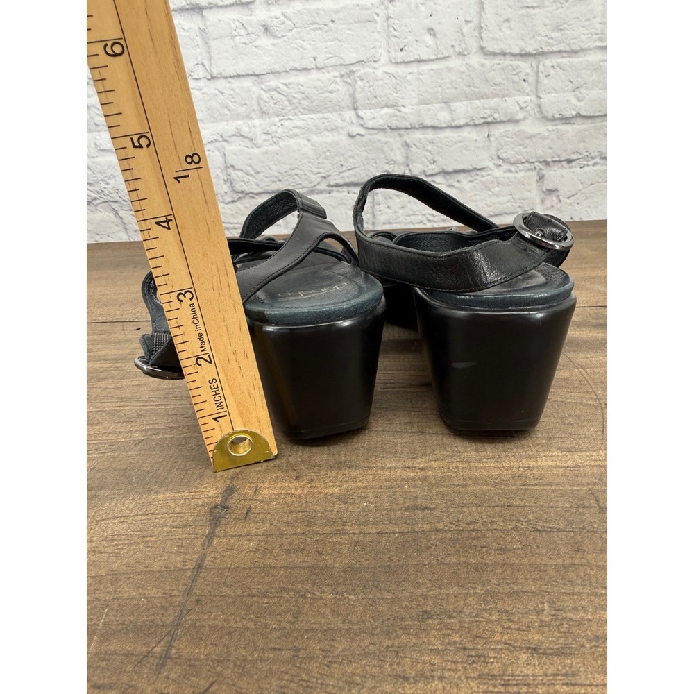 Dansko Black Leather Strappy Wedge Sandals Buckle Comfort Shoes Womens Size 38 - Picture 12 of 12